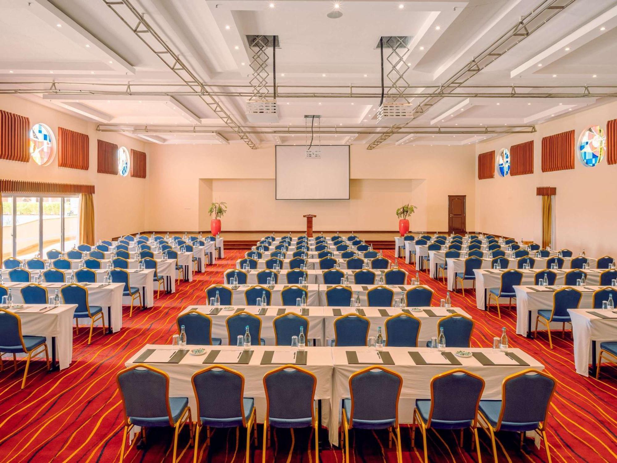 Moevenpick Hotel & Residences ניירובי מראה חיצוני תמונה
