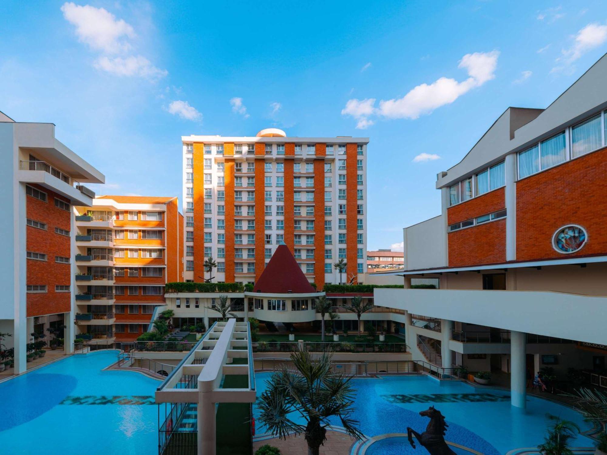 Moevenpick Hotel & Residences ניירובי מראה חיצוני תמונה