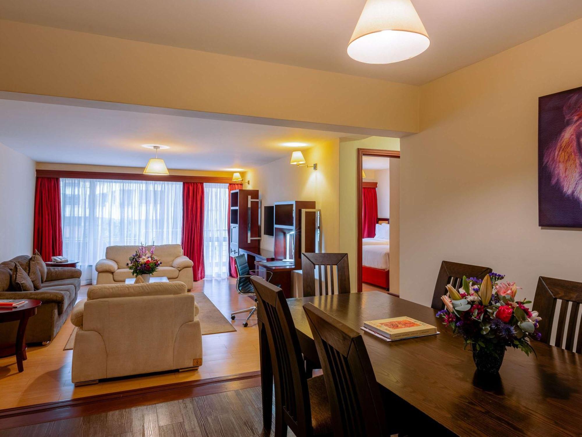 Moevenpick Hotel & Residences ניירובי מראה חיצוני תמונה