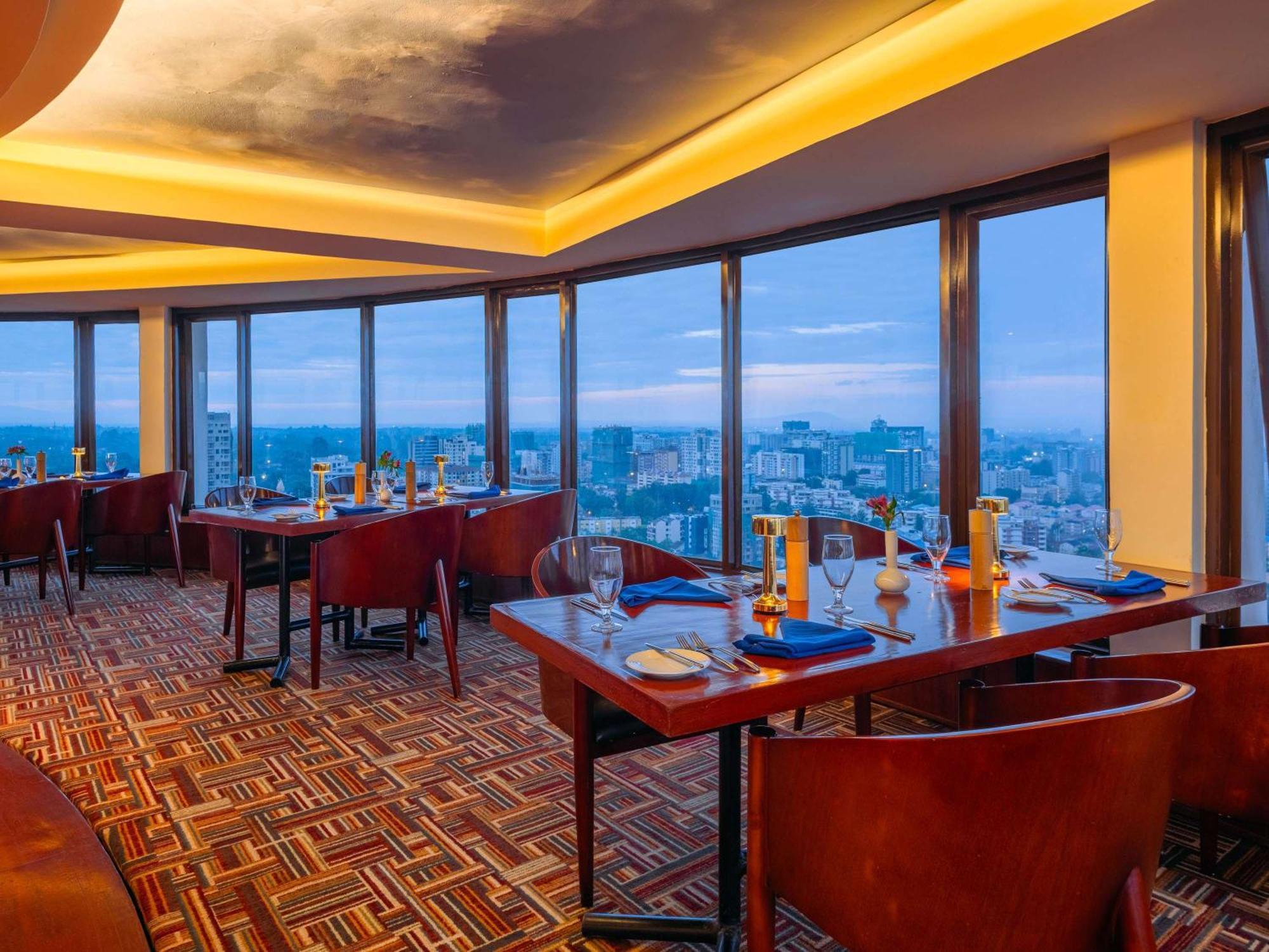 Moevenpick Hotel & Residences ניירובי מראה חיצוני תמונה
