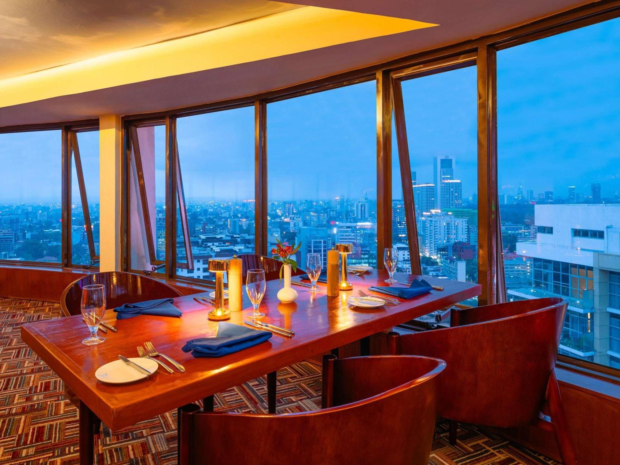 Moevenpick Hotel & Residences ניירובי מראה חיצוני תמונה