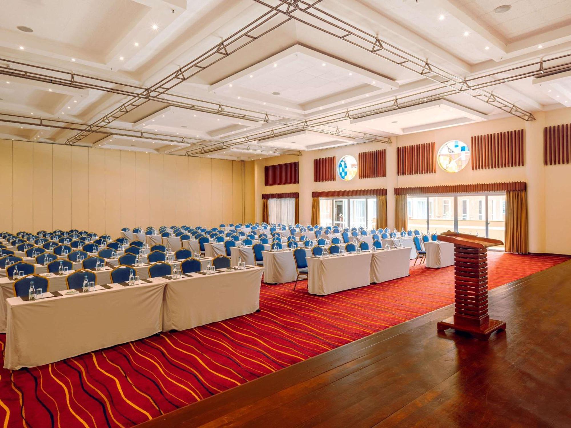 Moevenpick Hotel & Residences ניירובי מראה חיצוני תמונה