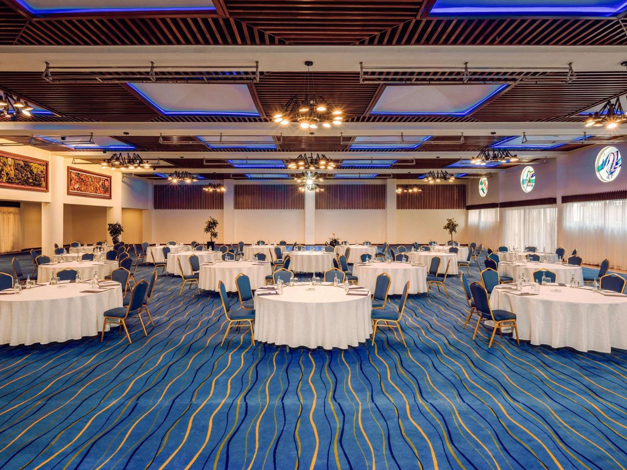 Moevenpick Hotel & Residences ניירובי מראה חיצוני תמונה