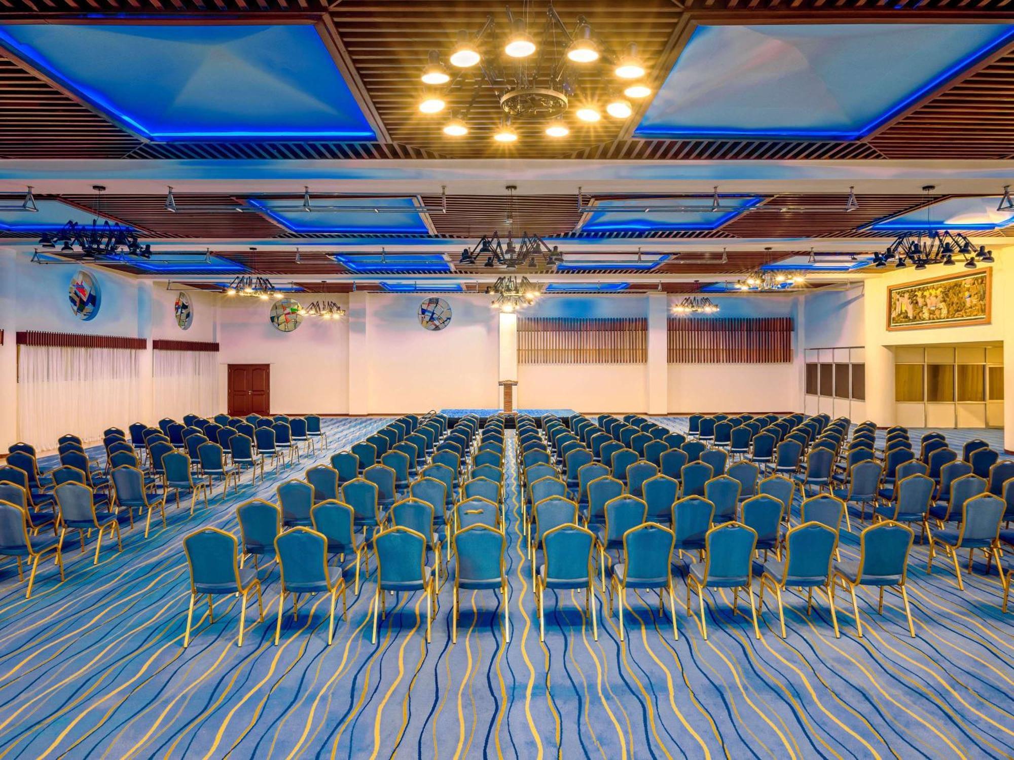 Moevenpick Hotel & Residences ניירובי מראה חיצוני תמונה