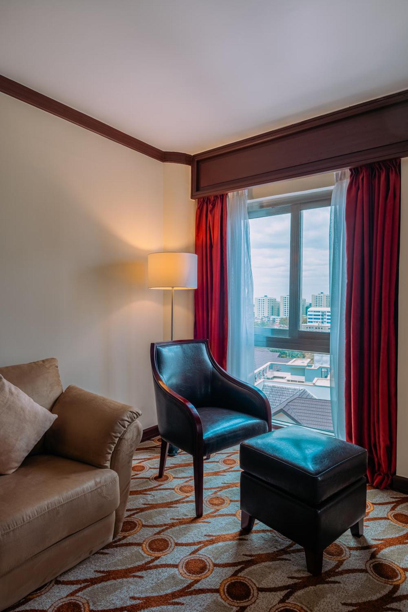 Moevenpick Hotel & Residences ניירובי מראה חיצוני תמונה
